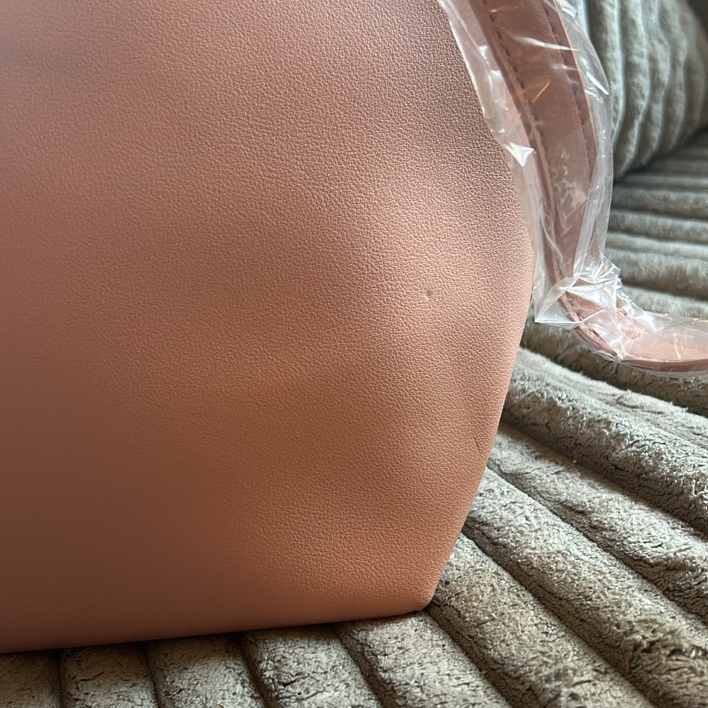 Kayla + Ava Chic Blush Pink Bucket Bag Shoulder Bag Tote Crossbody Vegan Leather - Picture 6 of 13